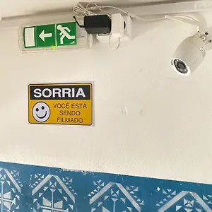 https://quarto-n7-familia-veiga-central-praia.cape-verdehotels.com